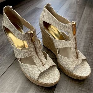 Michael Kors - Berkley Espadrille Wedge Sandals